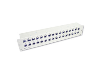 Panneau 19 pouces, T+T, 32 xRJ45 STP, 2UH
